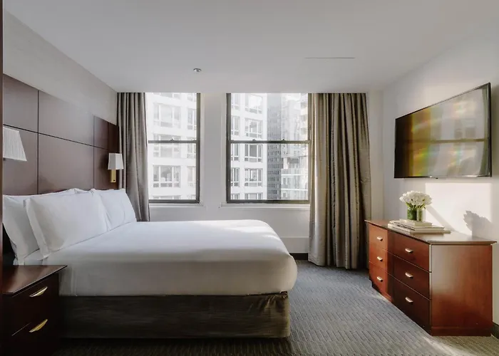 Club Quarters Wacker At Michigan, Hotel Chicago