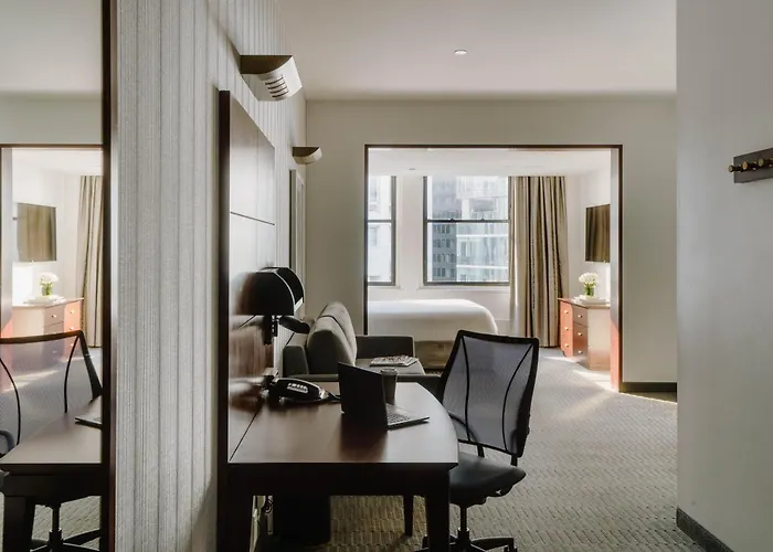 Club Quarters Wacker At Michigan, Hotel