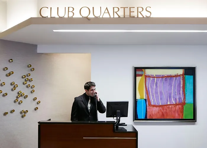 Hotel Club Quarters Wacker At Michigan,