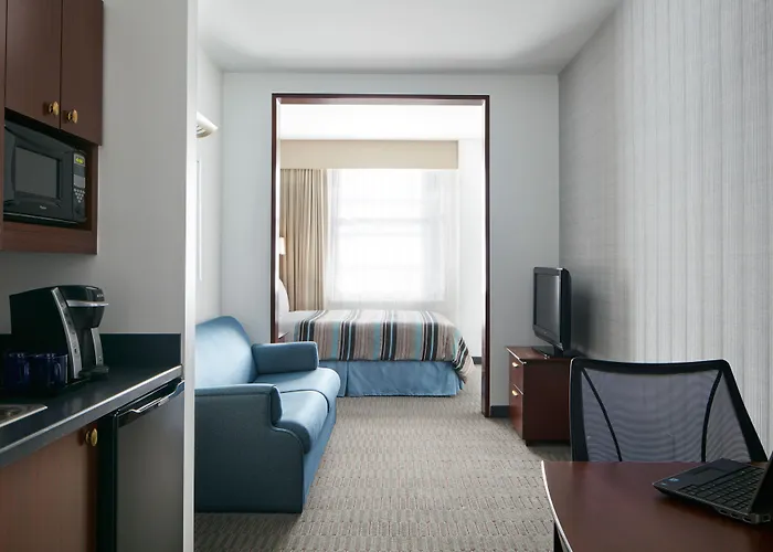 Club Quarters Wacker At Michigan, 4*