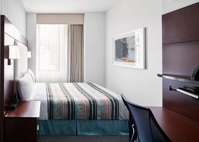 Club Quarters Wacker At Michigan, Chicago