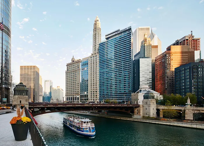Hotel Club Quarters Wacker At Michigan, 4*