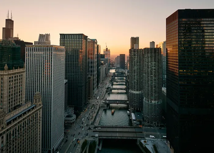 Hotel Club Quarters Wacker At Michigan, 4*