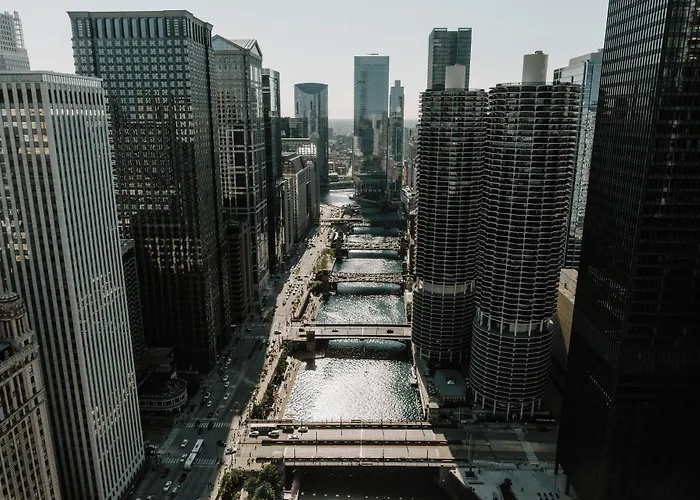Hotel Club Quarters Wacker At Michigan, Chicago
